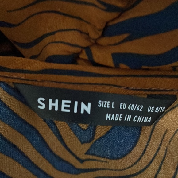 shein Women’s Animal Print Romper! - Picture 5 of 5
